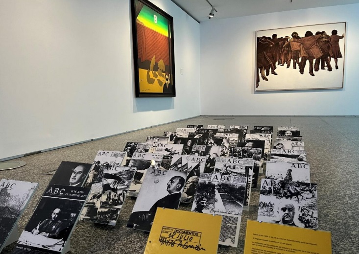 'El abrazo' de Juan Genovés