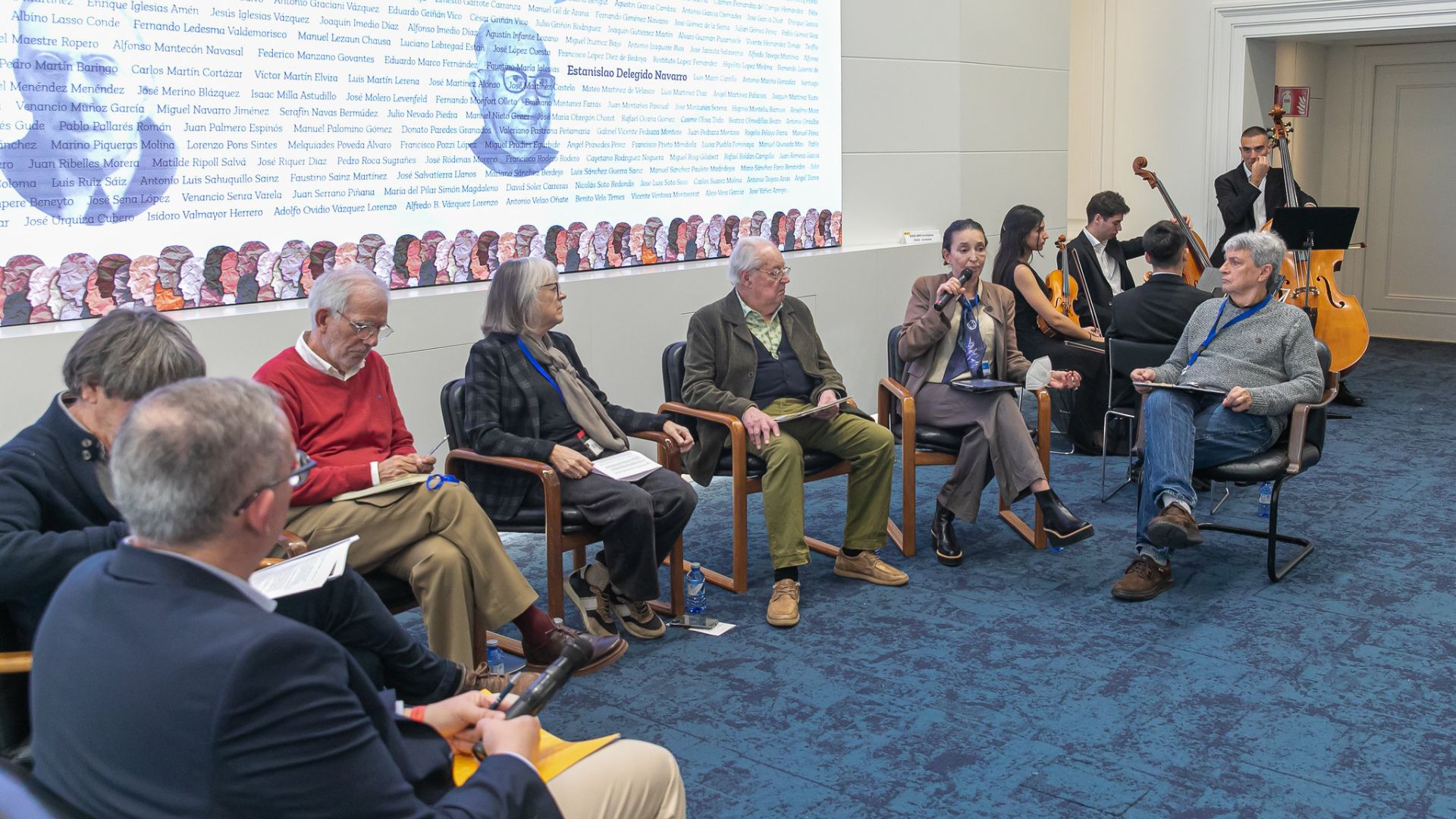Imagen Transportes homenajea a los trabajadores del sector represaliados por el franquismo