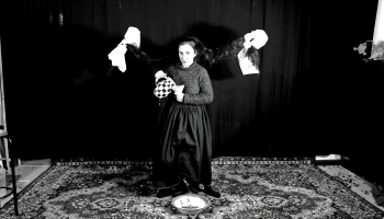 Palos Erguidos Proclaman